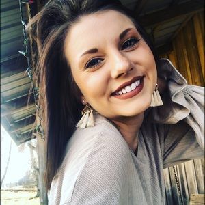 Meet your Posher, Jacey